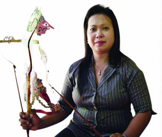 Wiwik Dalang Perempuan Salatiga Berani Dobrak Tradisi